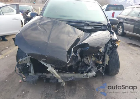 2011 Nissan Versa 1.8S z USA, uszkodzony, nr VIN 3N1BC1CP5BL389404